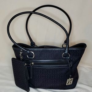 Giana Bernini Signature Satchel Black
